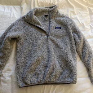 Grey Patagonia Fuzzy Quarter Zip Small NWOT